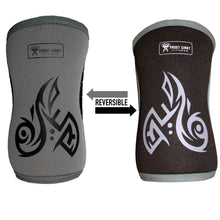Load image into Gallery viewer, 7mm Reversible Neoprene Knee Sleeve for Weightlifting, Crossfit, and Gym Workouts.(1-Pair)